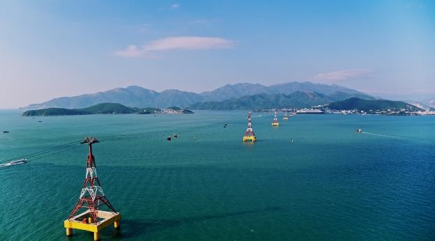 MV “Đón Tết thảnh thơi” và bộ sưu tập “những cảnh quay đỉnh nhất Việt Nam” - 8 MV “Đón Tết thảnh thơi” và bộ sưu tập “những cảnh quay đỉnh nhất Việt Nam” - 8