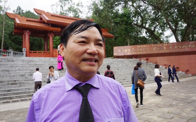 Không dâng bánh chưng “khủng” lên mộ thân mẫu Bác Hồ - 2
Ông Nguyễn Đức Hiển - Chủ tịch Hiệp hội Du lịch Nghệ An lí giải về việc không dâng bánh chưng khủng như mọi năm