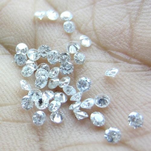 Đến khu chợ chế tác kim cương lớn nhất thế giới - 6 Những viên kim cương được mài bóng và lấp lánh