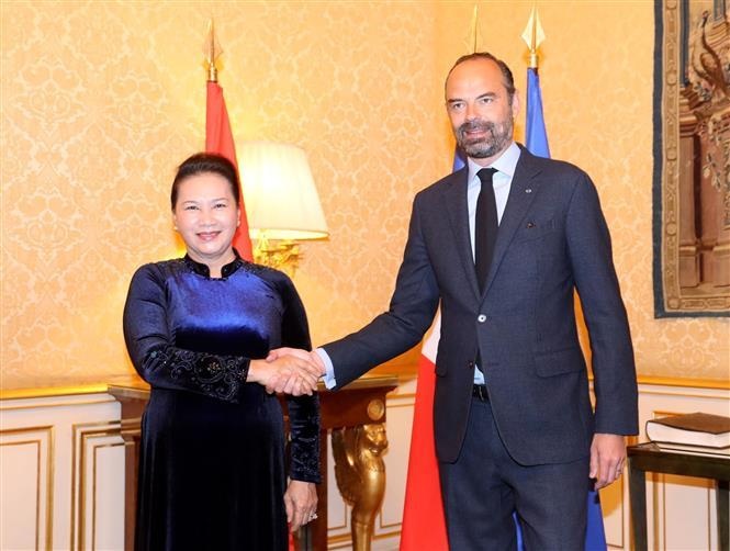 Chủ tịch Quốc hội Nguyễn Thị Kim Ngân hội kiến Thủ tướng Pháp