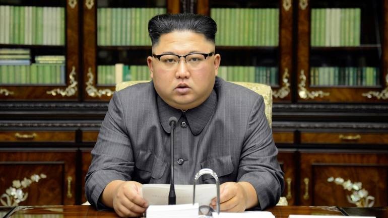 Ông Kim Jong-un tuyên bố Triều Tiên không khuất phục các lệnh trừng phạt