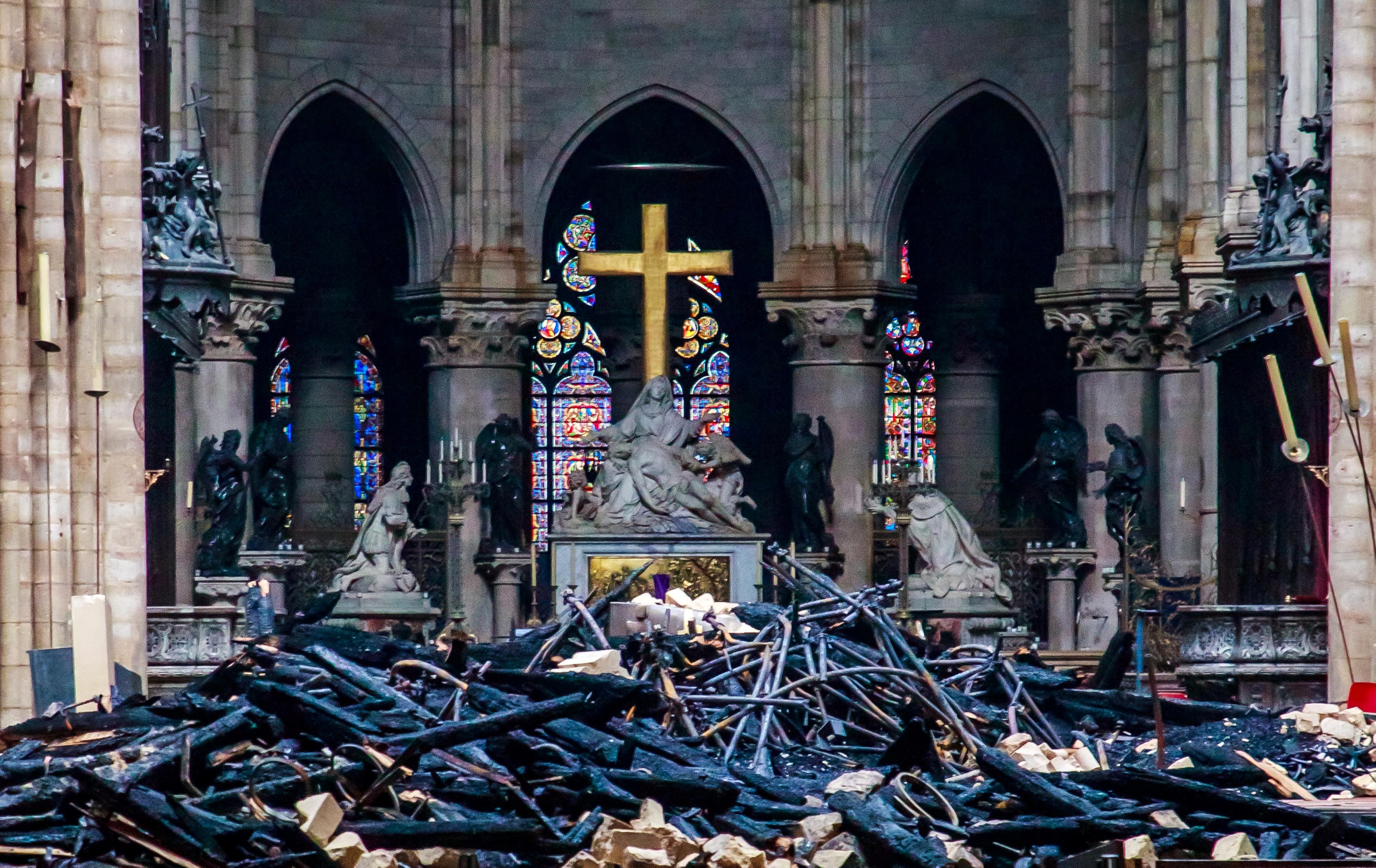 Lý do khiến Nhà thờ Đức Bà Paris khó có thể phục dựng như nguyên bản