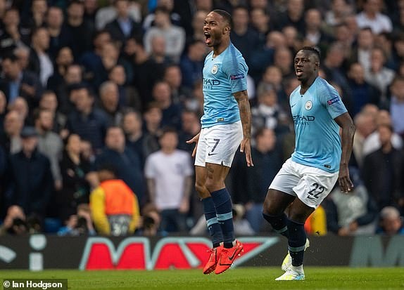 Man City 4-3 Tottenham (hiệp 2): Llorente ghi bàn