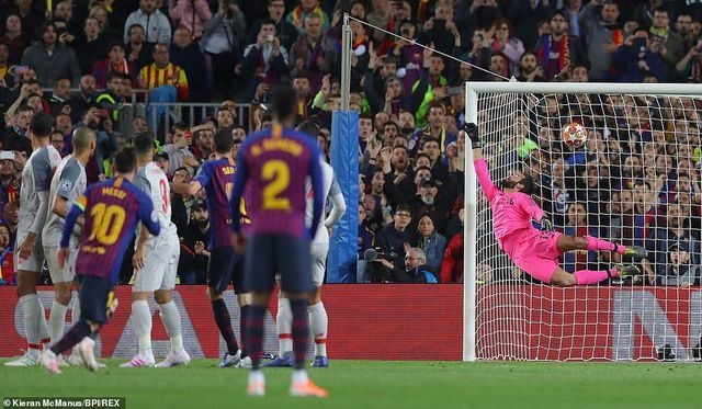 Barcelona thua đậm Liverpool: Khi Messi không còn xuất sắc