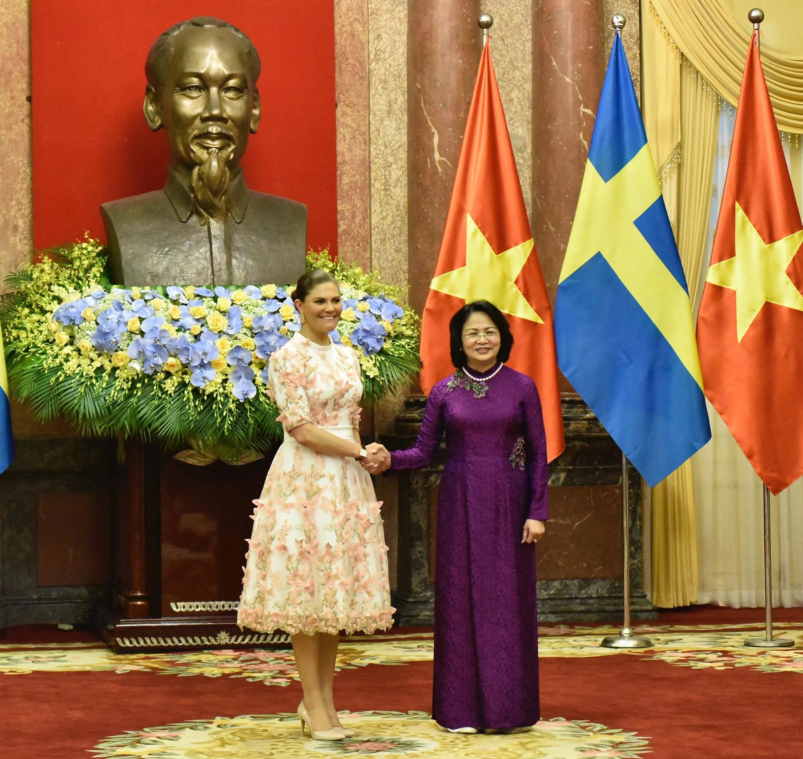 Phó Chủ tịch nước Đặng Thị Ngọc Thịnh chủ trì lễ đón Công chúa Thụy Điển