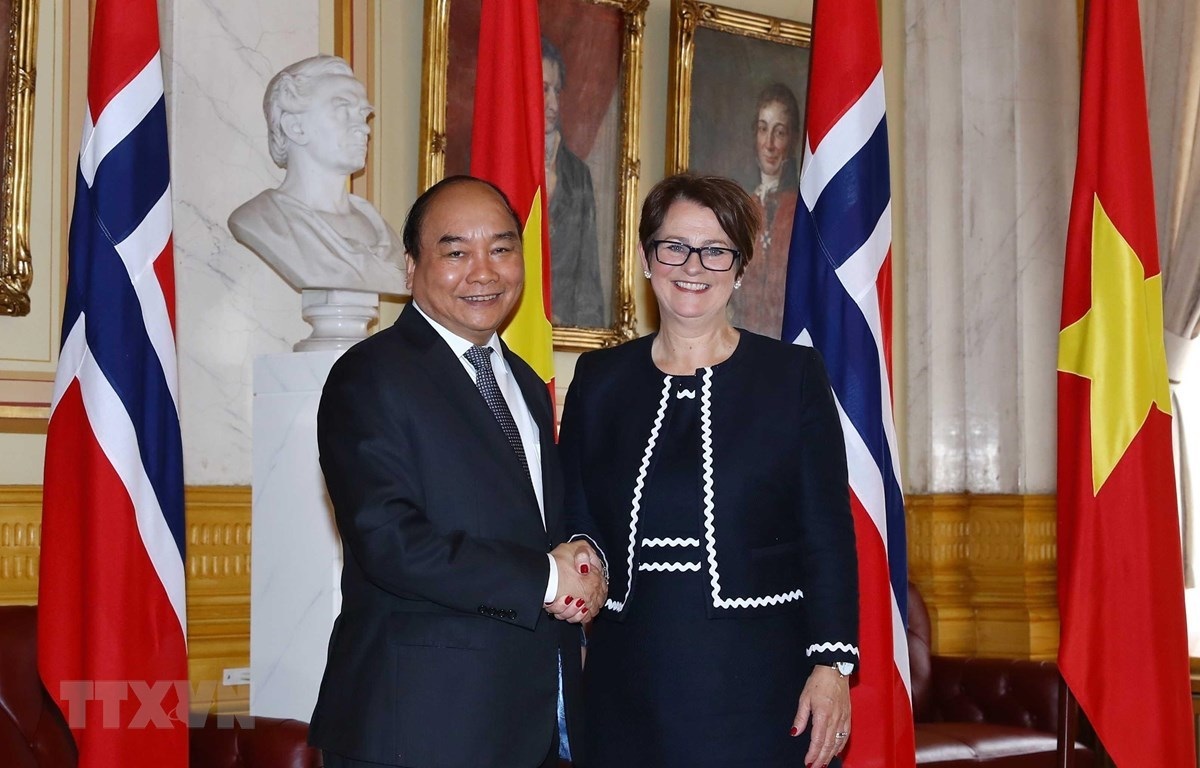 Thủ tướng Nguyễn Xuân Phúc hội kiến Chủ tịch Quốc hội Na Uy