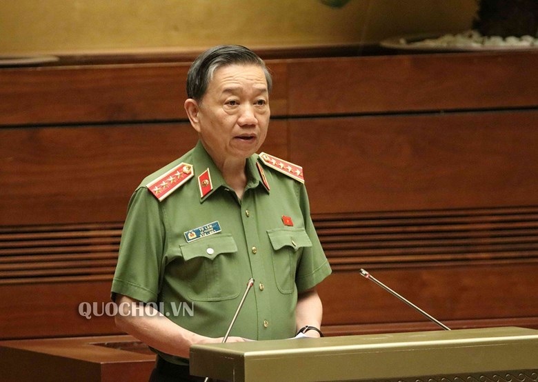 Bộ trưởng Tô Lâm: Mỗi bánh ma túy vào Việt Nam, 10 gia đình có người đi tù!
