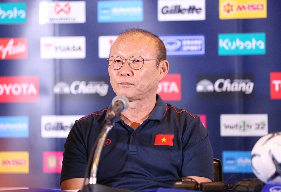 HLV Park Hang Seo: "Chúng tôi không đánh giá thấp Thái Lan thì sao phải sợ họ"