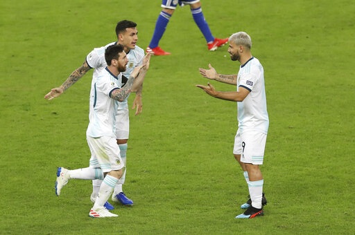 Messi: “Thật hài hước nếu Argentina bị loại ở vòng bảng Copa America”