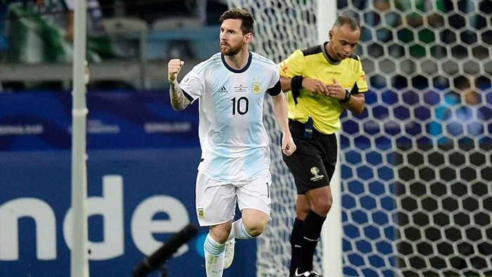 Messi nói gì sau khi Argentina vượt qua “cửa tử”?