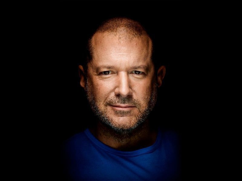 Những sự thật thú vị về “huyền thoại thiết kế” Jony Ive của Apple