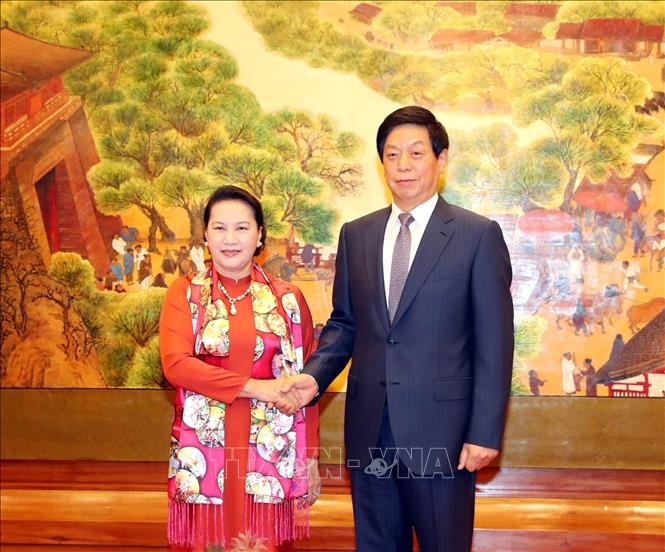 Chủ tịch Quốc hội Nguyễn Thị Kim Ngân hội đàm với Chủ tịch Nhân đại Trung Quốc