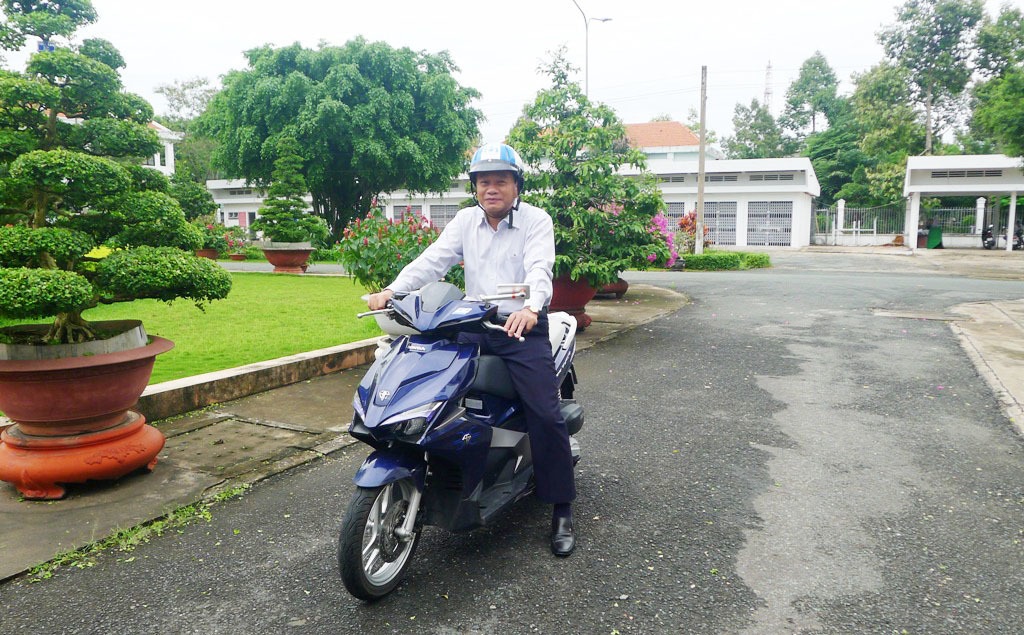 Secretary And Chairman Of Dong Th Chairman Shared The