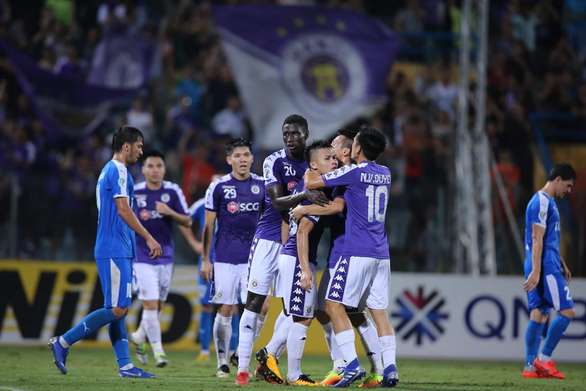 Văn Quyết lập cú đúp, CLB Hà Nội vào chung kết liên khu vực AFC Cup 2019