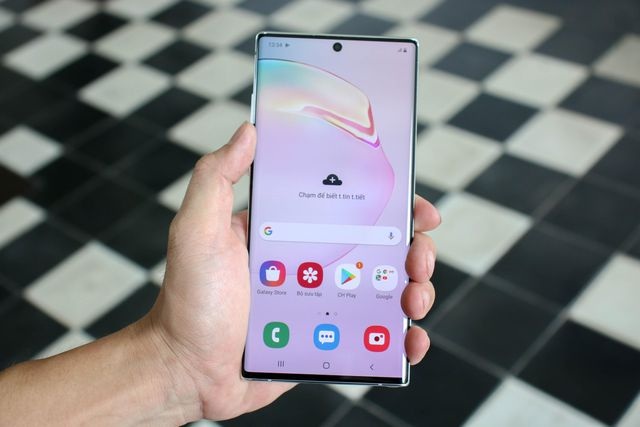 Nhiều đại lý trừ thẳng 5 triệu đồng cho khách mua Galaxy Note10