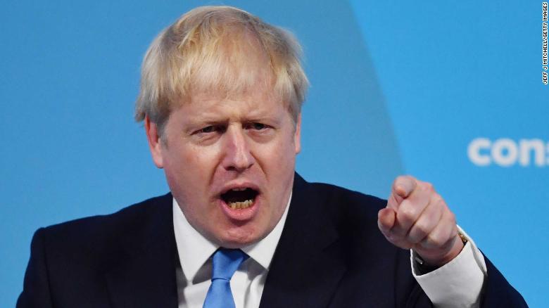 Chính trường Anh nổi sóng vì Thủ tướng Johnson muốn "treo" Nghị viện