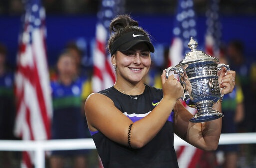 Đánh bại Serena Williams, tay vợt 19 tuổi vô địch US Open 2019