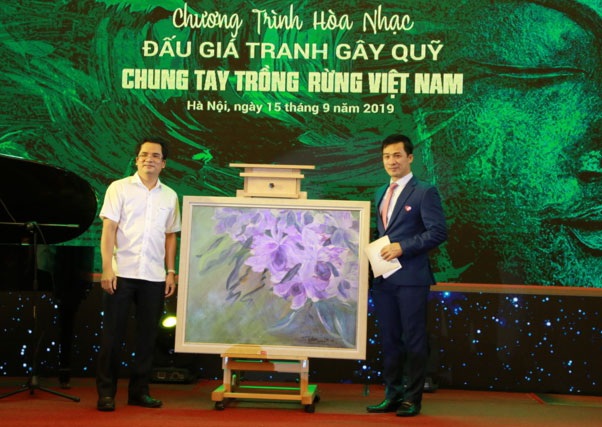 Đấu giá hơn 100 bức tranh ủng hộ quỹ “Chung tay trồng rừng Việt Nam”