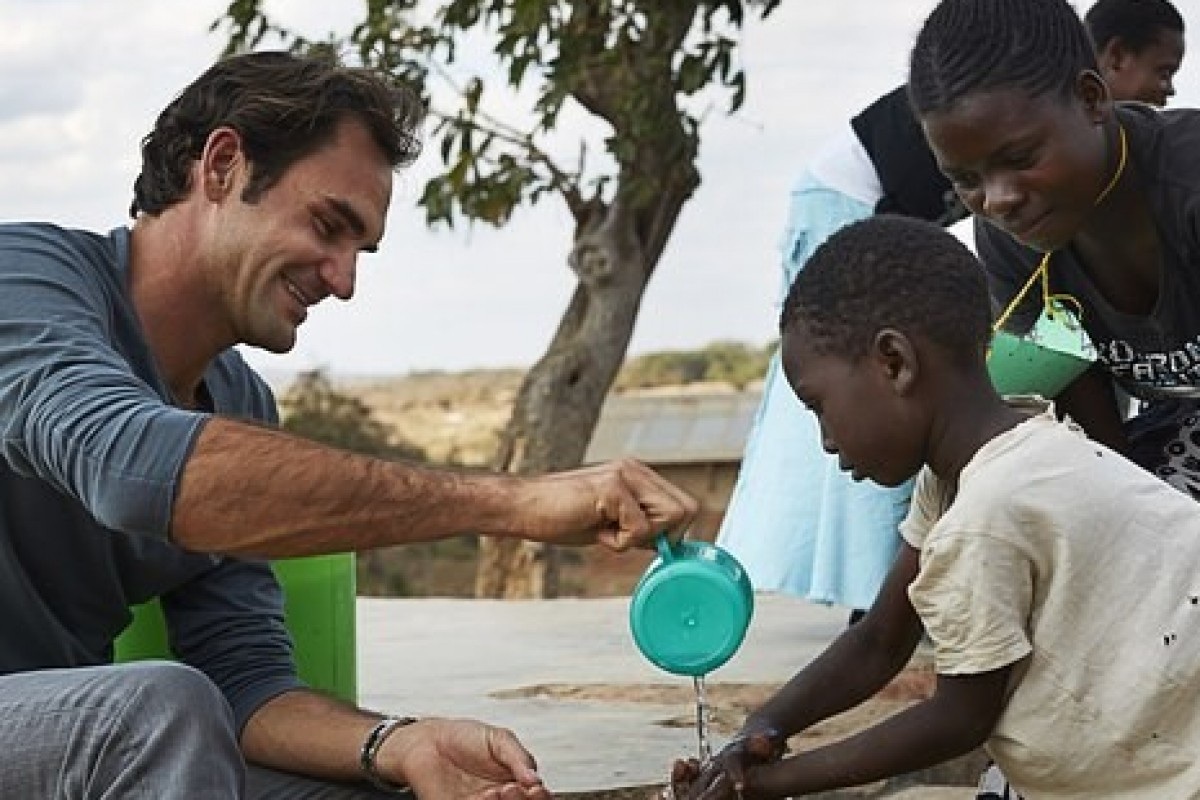 Không chỉ là tay vợt vĩ đại, Roger Federer còn là nhà từ thiện nổi tiếng