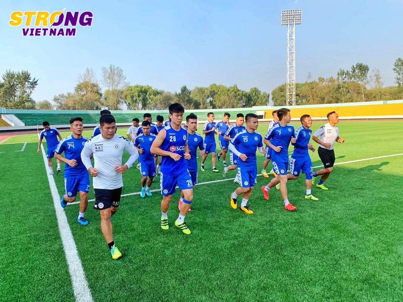 CLB Hà Nội tập buổi đầu tiên tại Triều Tiên, sẵn sàng cho trận chung kết lượt về