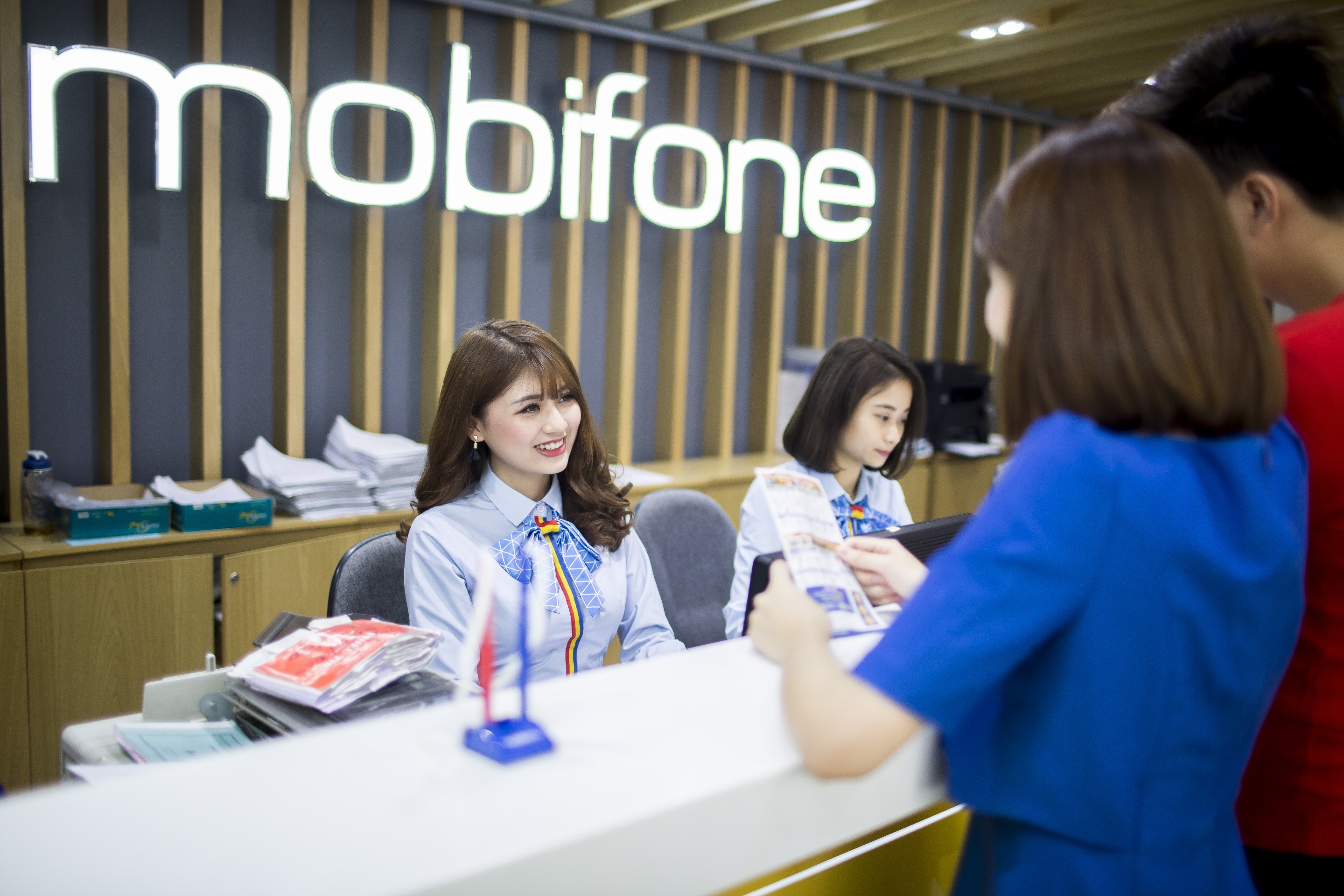 MobiFone triển khai chương trình chăm sóc chuẩn vàng để chiều khách hàng