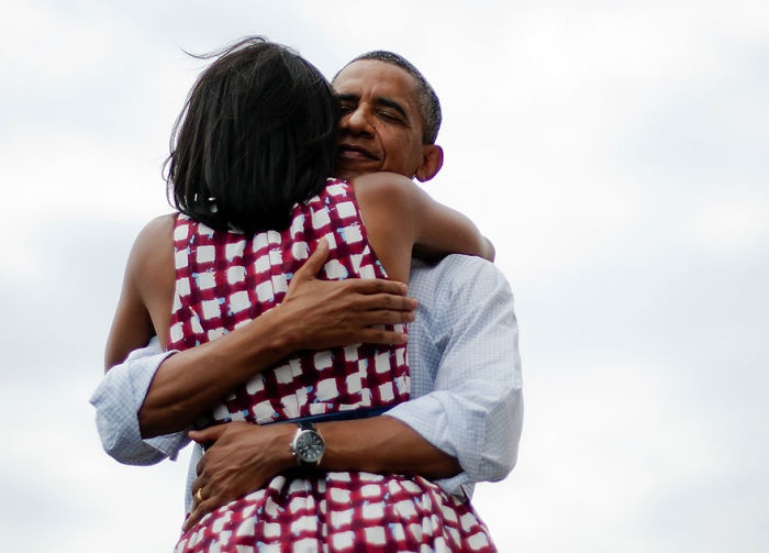 Chùm ảnh kỷ niệm ngày cưới của vợ chồng ông Obama thu hút hơn 2 triệu like trên Twitter