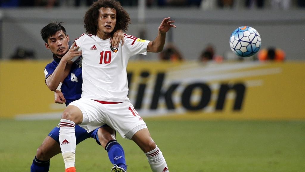 Cầu thủ UAE nhắc nhau thận trọng trước trận gặp tuyển Việt Nam