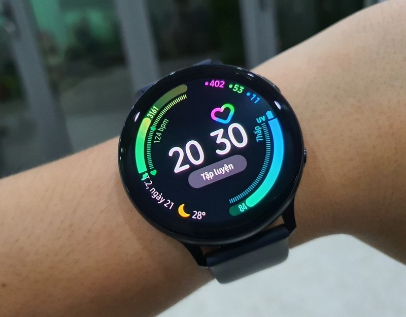 Đánh giá Samsung Galaxy Watch Active 2