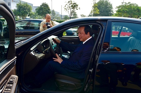 Chính phủ chọn ô tô VinFast làm phương tiện phục vụ hội nghị ASEAN
