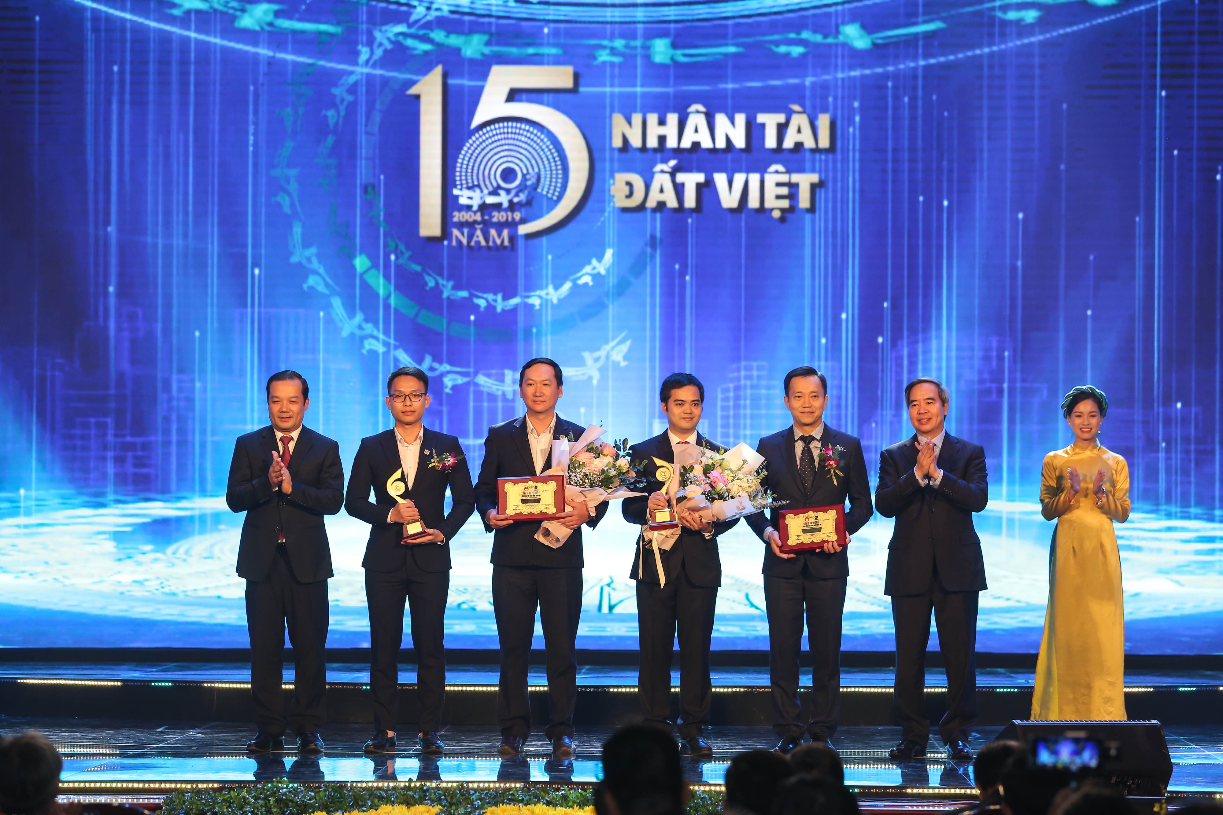 Nhóm đạt giải Nhì Nhân tài Đất Việt 2019:  “Sẽ tự tin đưa sản phẩm tới những thị trường quốc tế”