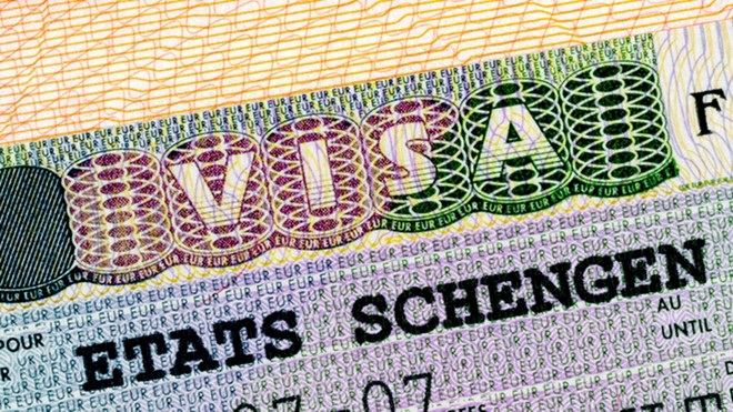 Pháp khẳng định không thay đổi quy trình cấp visa Schengen cho công dân Việt Nam