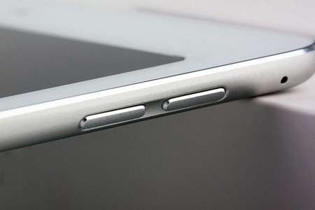 iPad Air thế hệ mới vẫn sử dụng cổng kết nối Lightning