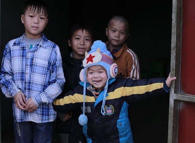 Kỳ diệu câu chuyện cậu bé dân tộc Mông chiến thắng căn bệnh ung thư - 2 Lanh của hiện tại, khỏe mạnh, hồn nhiên...