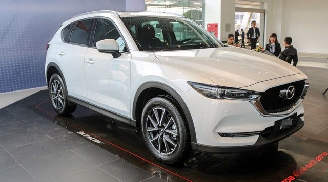 Ô tô cháy hàng, mất thêm trăm triệu vẫn không có xe chơi Tết - 1 Ô tô cháy hàng, mất thêm trăm triệu vẫn không có xe chơi Tết - 1