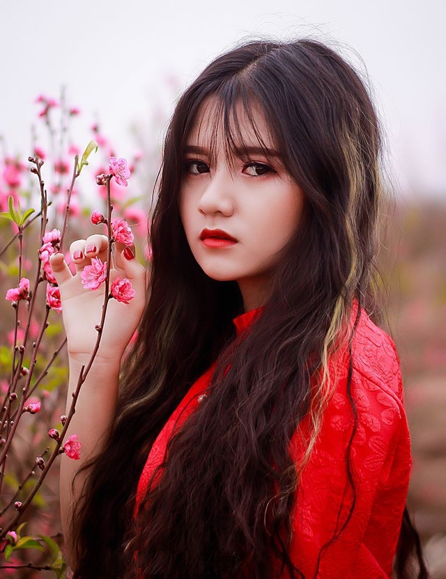 Từng tự ti vì mũm mĩm, nữ sinh xứ Nghệ “lột xác” trong bộ ảnh đón Xuân - 4 Từng tự ti vì mũm mĩm, nữ sinh xứ Nghệ “lột xác” trong bộ ảnh đón Xuân - 4