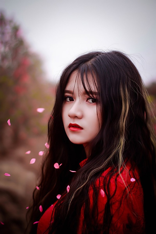 Từng tự ti vì mũm mĩm, nữ sinh xứ Nghệ “lột xác” trong bộ ảnh đón Xuân - 9 Từng tự ti vì mũm mĩm, nữ sinh xứ Nghệ “lột xác” trong bộ ảnh đón Xuân - 9
