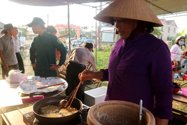 Hơn 10.000 trái bắp sẽ phục vụ du khách trong “Ngày hội bắp nếp” - 6 Chả bắp
