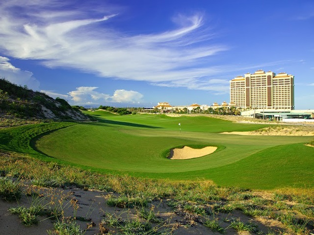 The Bluffs Hồ Tràm Strip thăng hạng bất ngờ trong top 100 sân gôn đẳng cấp nhất thế giới - 1 The Bluffs Hồ Tràm Strip thăng hạng bất ngờ trong top 100 sân gôn đẳng cấp nhất thế giới - 1