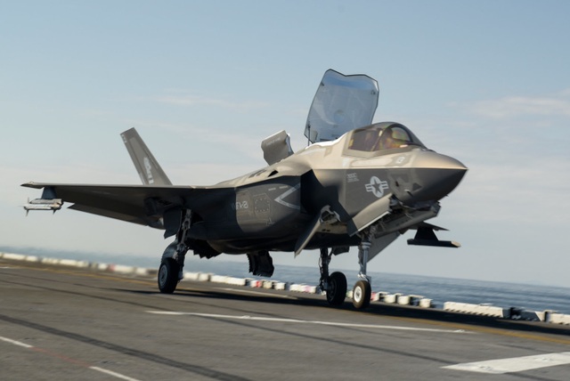 Tiêm kích F-35 có thể sớm bị ra rìa vì quá đắt đỏ - 1 Tiêm kích F-35 có thể sớm bị ra rìa vì quá đắt đỏ - 1
