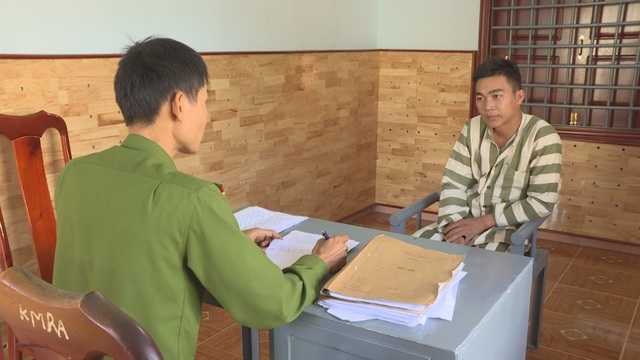 Mâu thuẫn trên facebook, một người bị đâm tử vong - 2 Mâu thuẫn trên facebook, một người bị đâm tử vong - 2