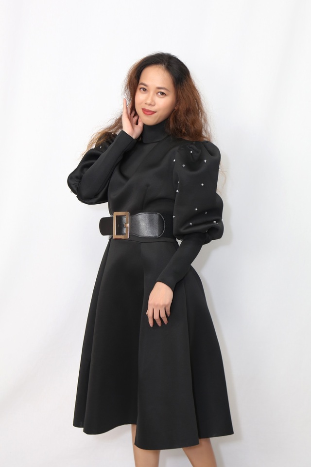 Trang Lê kể lại lần suýt bị lạm dụng tình dục khi làm mẫu ảnh khoả thân - 2 Trang Lê kể lại lần suýt bị lạm dụng tình dục khi làm mẫu ảnh khoả thân - 2