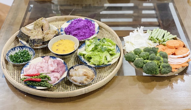 Hoa khôi Huỳnh Thuý Vi: “Bữa cơm gia đình là điều đáng quý” - 3 Hoa khôi Huỳnh Thuý Vi: “Bữa cơm gia đình là điều đáng quý” - 3