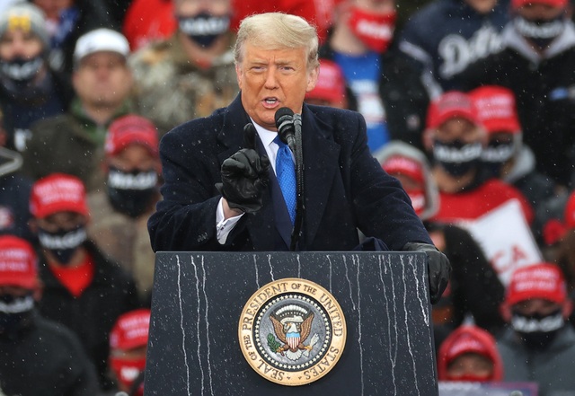 Bầu cử Mỹ 2020: Trump - Biden tăng tốc, tung “vũ khí” trong chặng nước rút - 10 Bầu cử Mỹ 2020: Trump - Biden tăng tốc, tung “vũ khí” trong chặng nước rút - 10