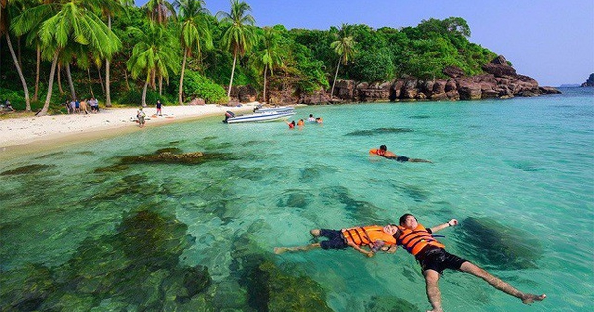 Hòn Móng Tay Thiên đường hoang sơ đẹp không kém Maldives