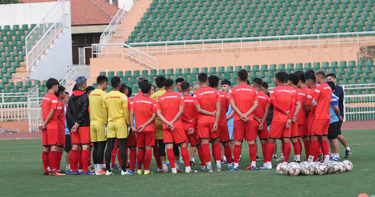U23 Việt Nam hứng khởi trong buổi tập đầu tiên tại TPHCM