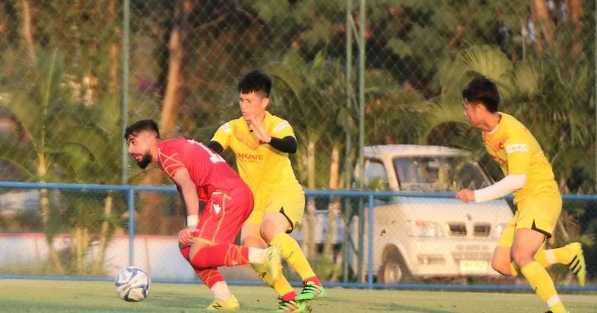 Đình Trọng bất ngờ đá chính, U23 Việt Nam thua U23 Bahrain