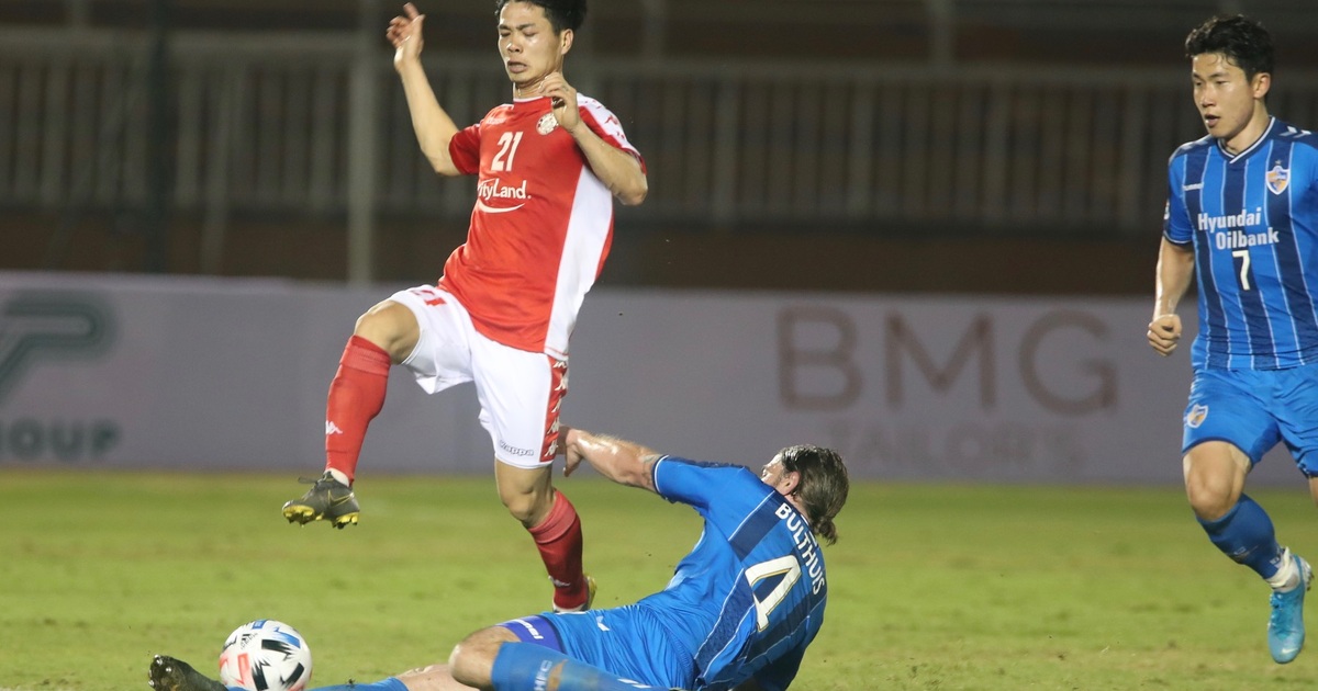 Báo Thái hào hứng khi Buriram United tái ngộ Công Phượng tại AFC Champions League