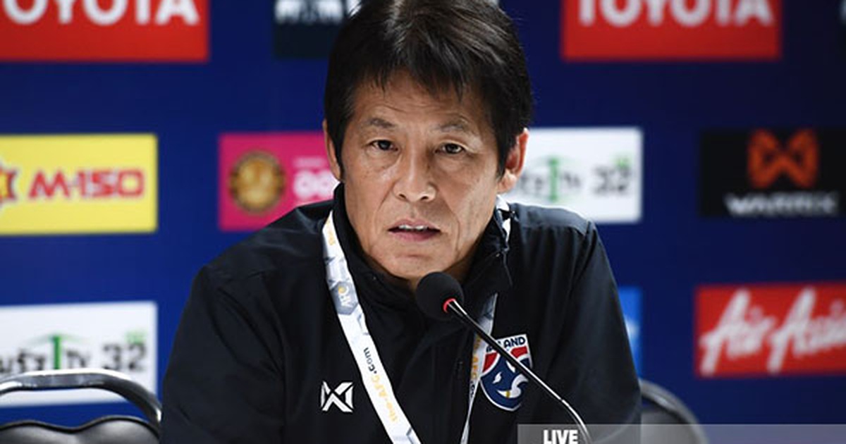 HLV Akira Nishino chỉ ra điểm thiếu sót của bóng đá Thái Lan