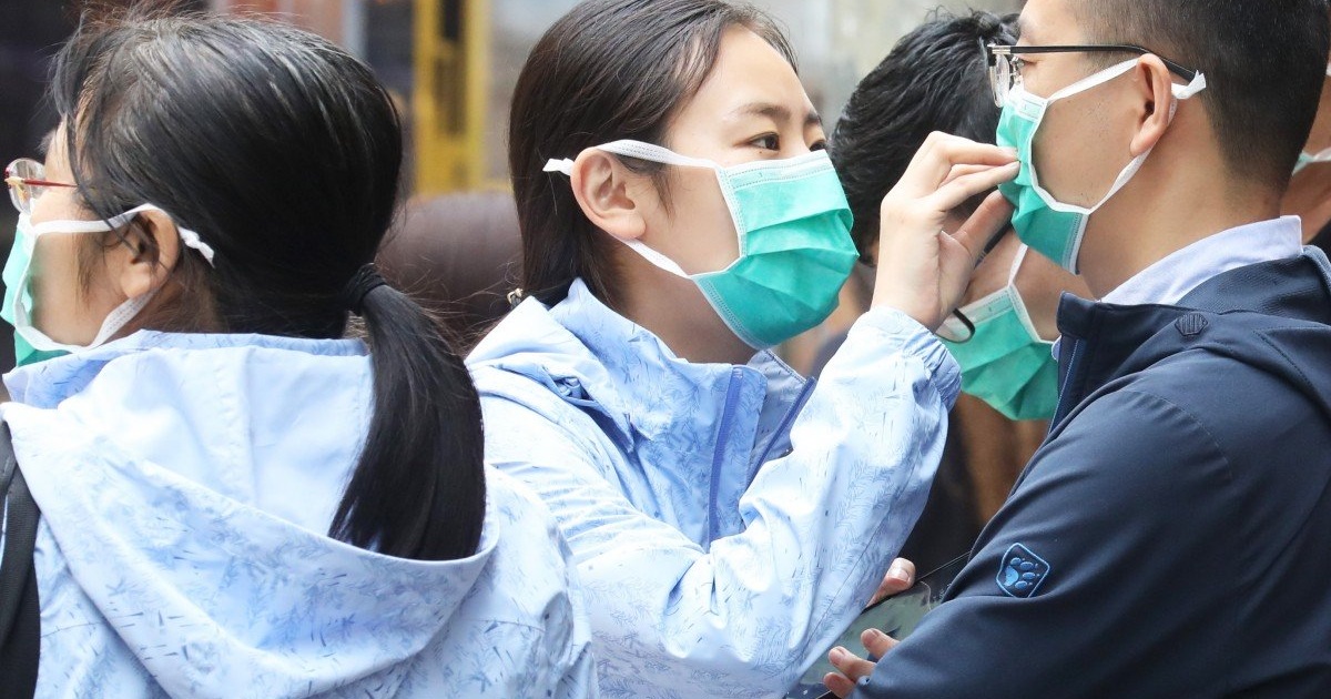 "Đau đầu" vấn nạn tin giả giữa lúc dịch viêm phổi Vũ Hán hoành hành