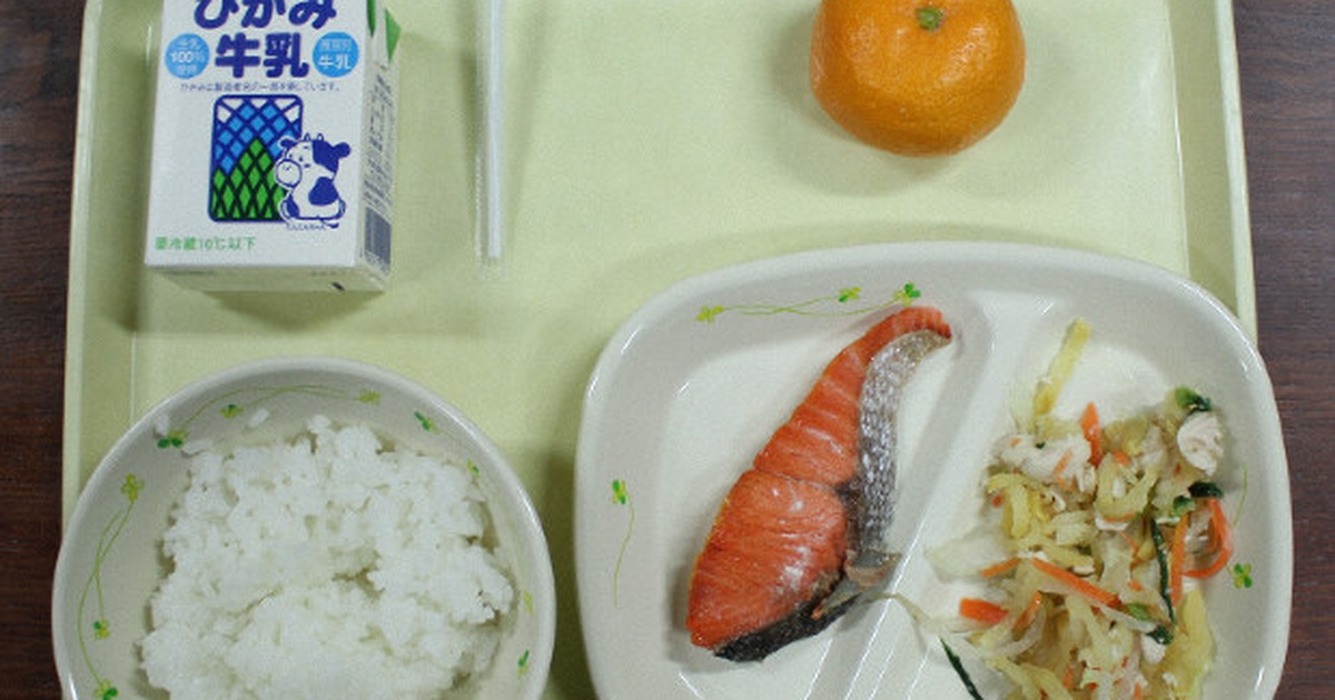 Nhân viên nhiễm virus corona chuẩn bị đồ ăn cho gần 200 học sinh Nhật Bản